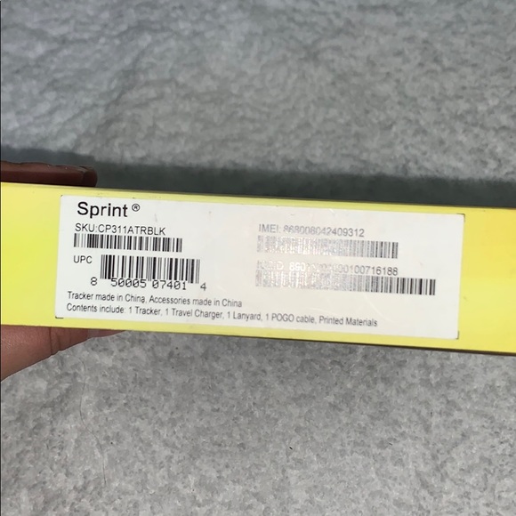 Sprint tracker + safe & found - Picture 3 of 10